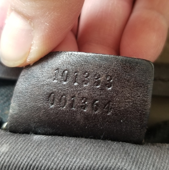 Gucci Small Hobo - Authentic - Picture 6 of 14